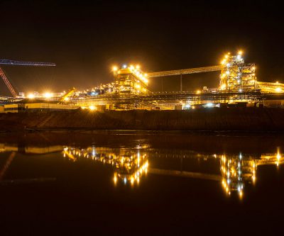 Barrick sees 15% drop in quarterly gold output on COVID-19 hit, dispute