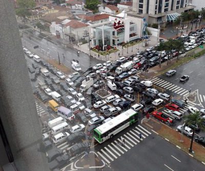 Battery capacity of electric cars nearly double from last year