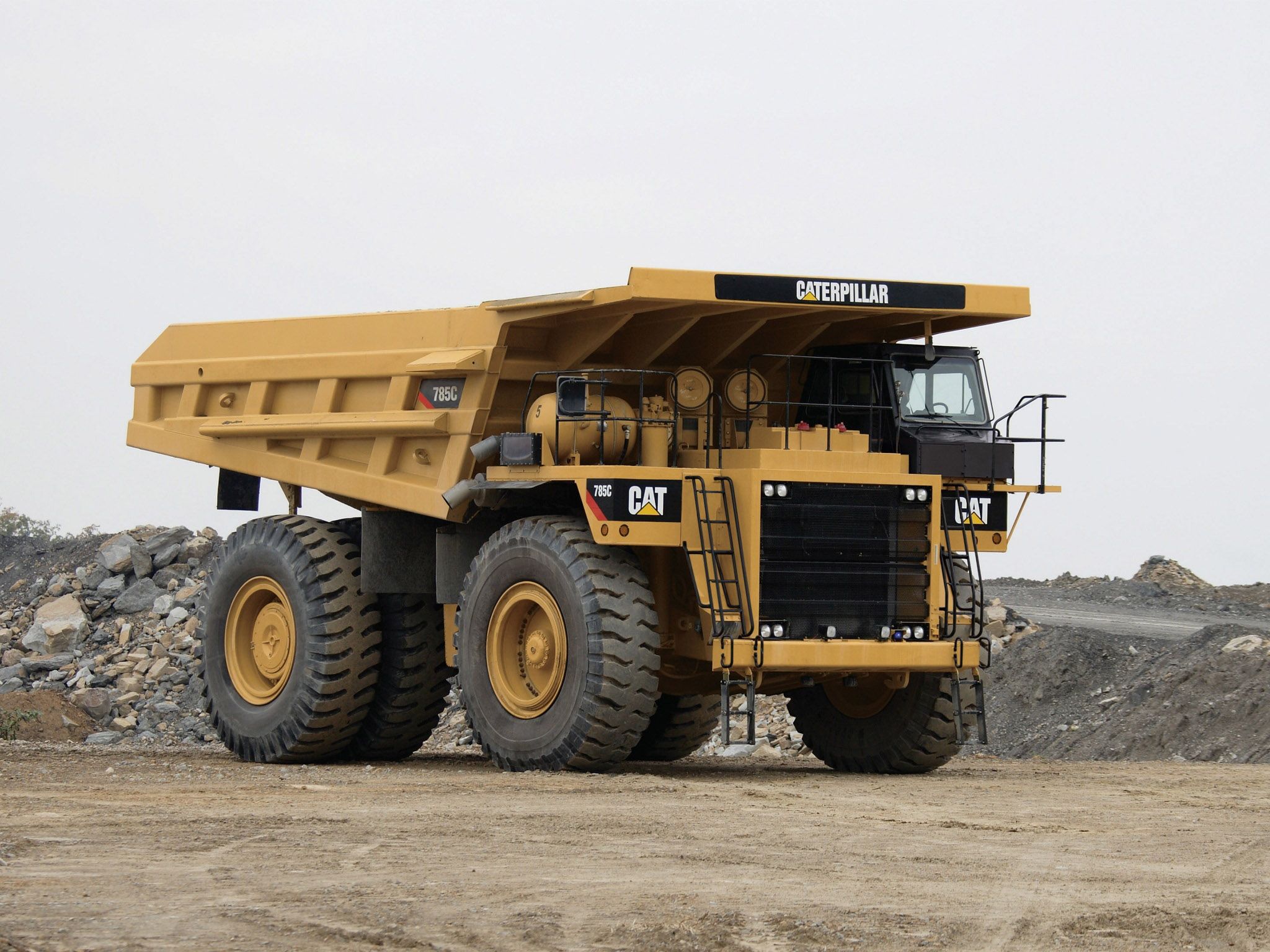 Caterpillar quietly uses Russia as shipping route after pullback