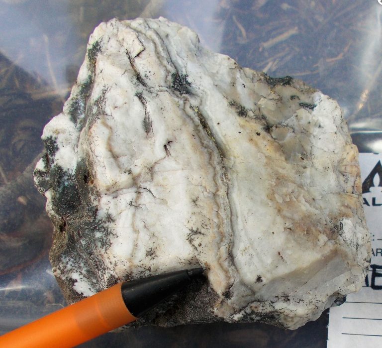 Independence drills near-surface gold and silver at 3Ts in BC