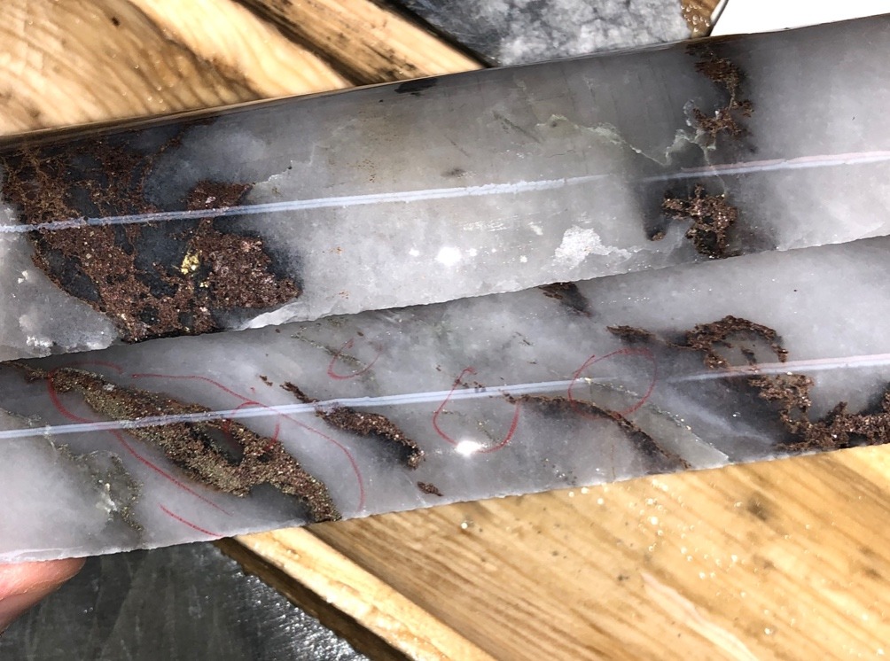 Amex discovers near-surface, high-grade zone at Perron