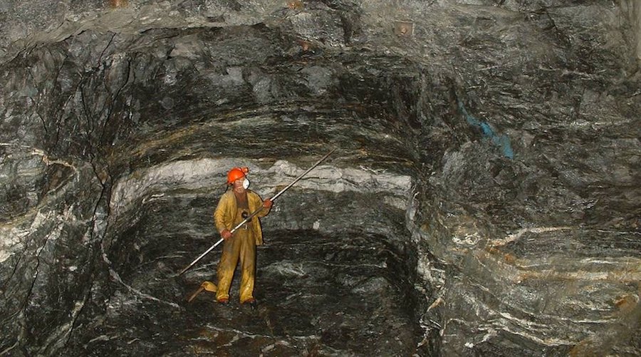 No need to dig deep to find gold - study