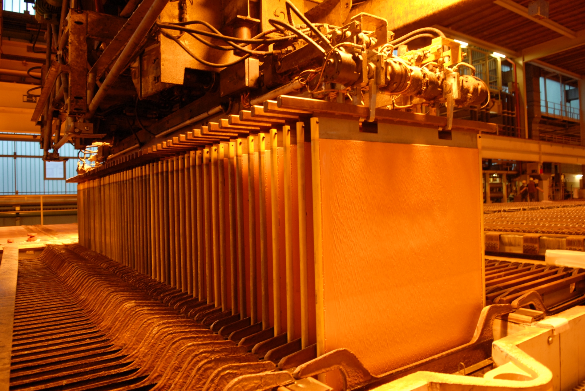 Aurubis to keep European copper premium at record high next year