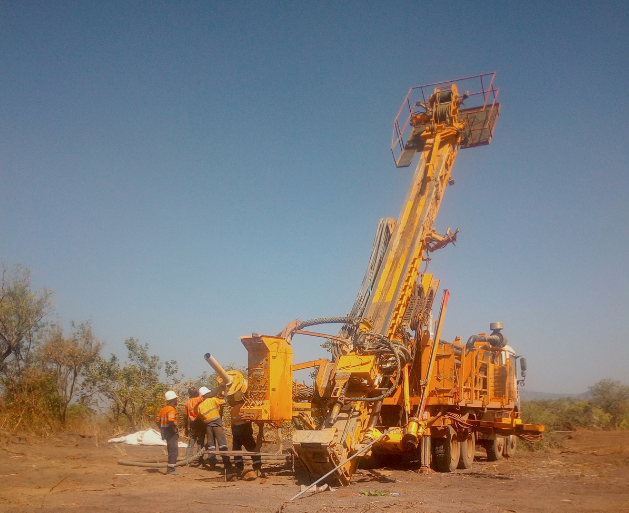 Nana Bompeh Sangmuah PRESIDENT & CEO, ROSCAN GOLD