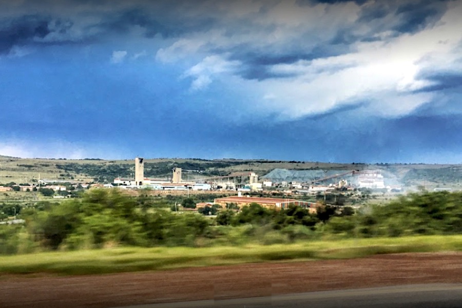 Harmony Gold Mulls Digging Farther at World’s Deepest Mine