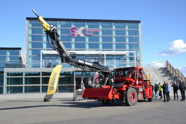 Jama introduces world-first battery-powered scaler