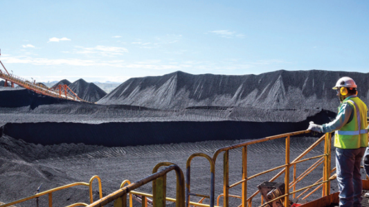 Vale earnings disappoint with rising costs adding to iron rout