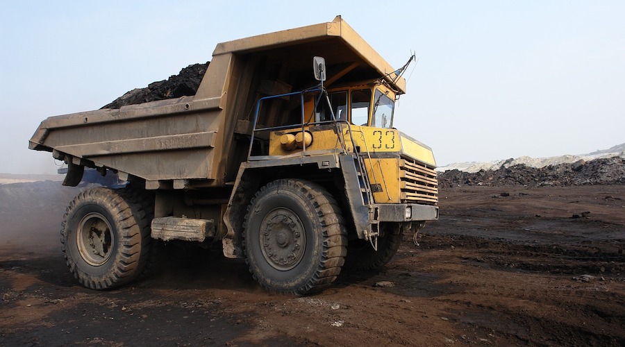 Miners should embrace technological change - report