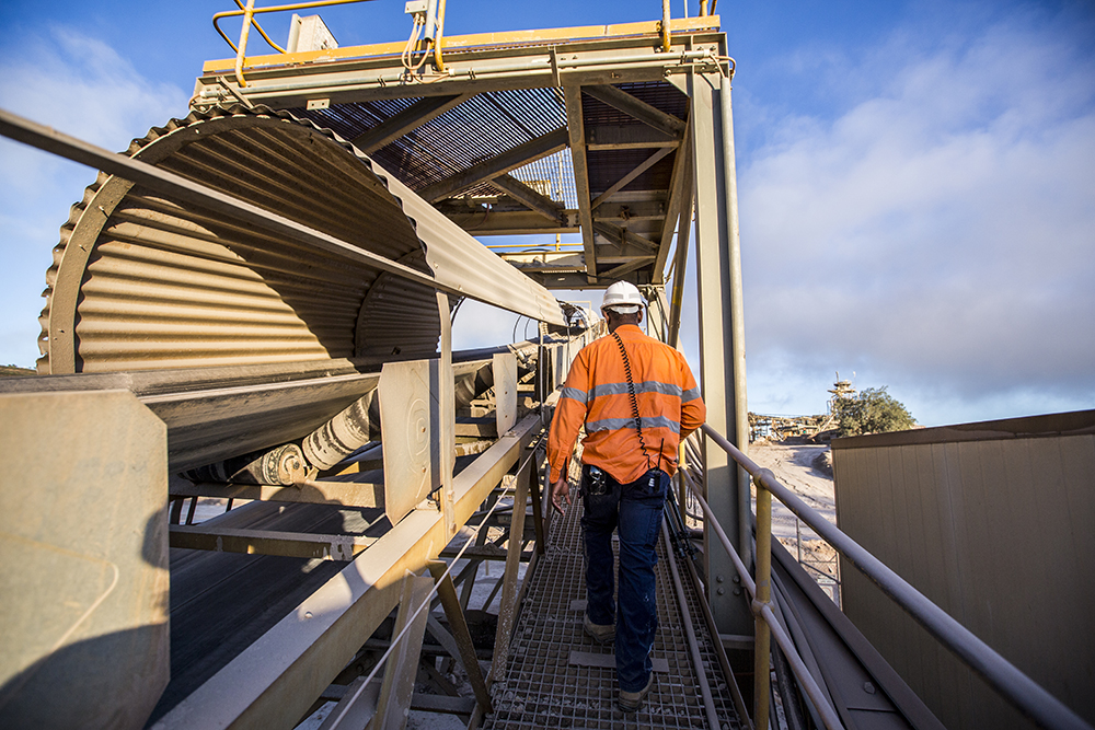 Miners launch strike at Resolute gold mine in Mali