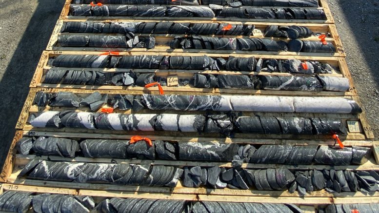 New Found Gold hits shallow high-grade in Keats step-out