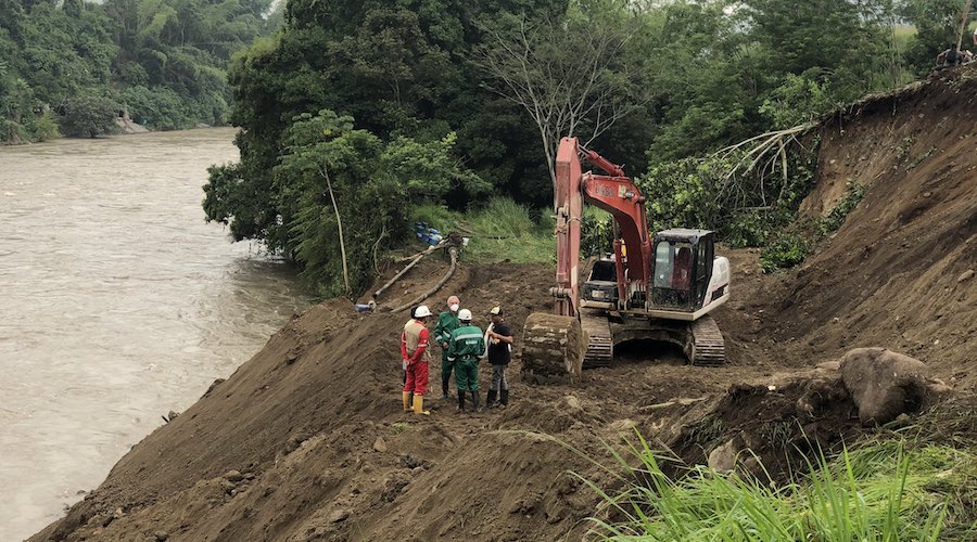Colombian authorities continue rescue efforts for 11 miners trapped inside flooded pit