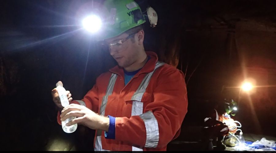 Meteorites give clues of possible existence of present-day microbial life on Mars