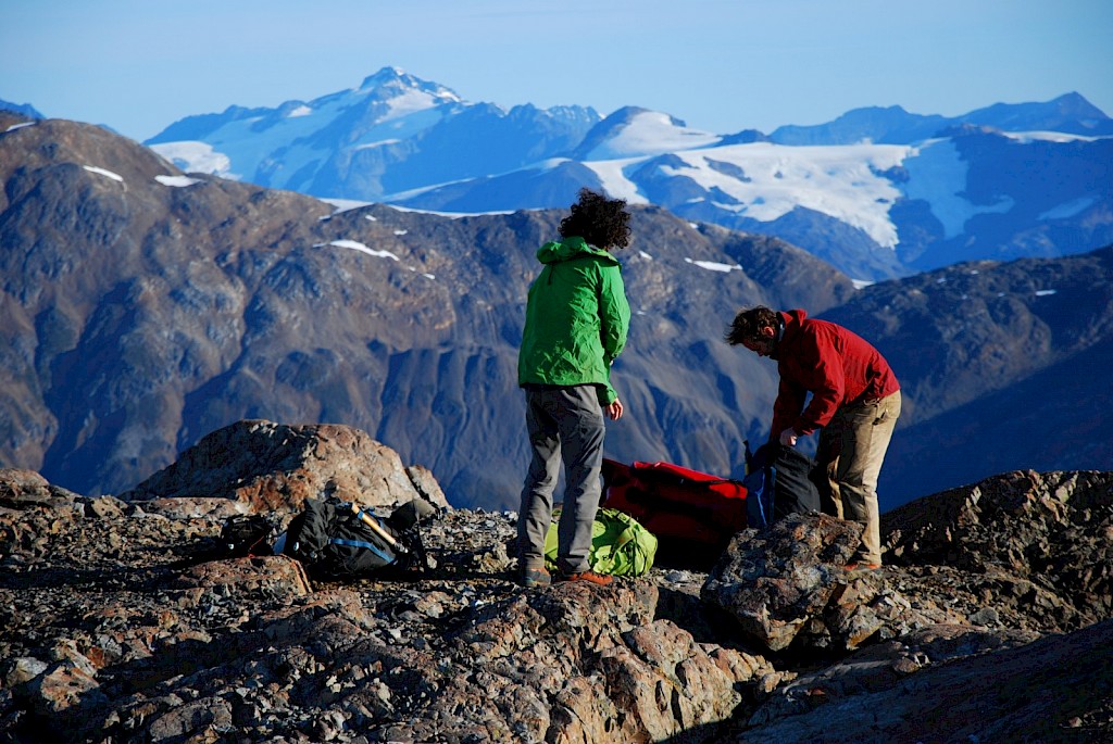 Scottie to acquire AUX, merge Golden Triangle properties in BC