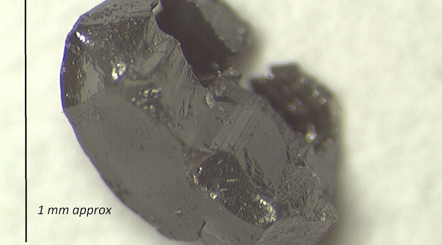 Rare diamonds show life-giving elements present on Earth soon after it formed