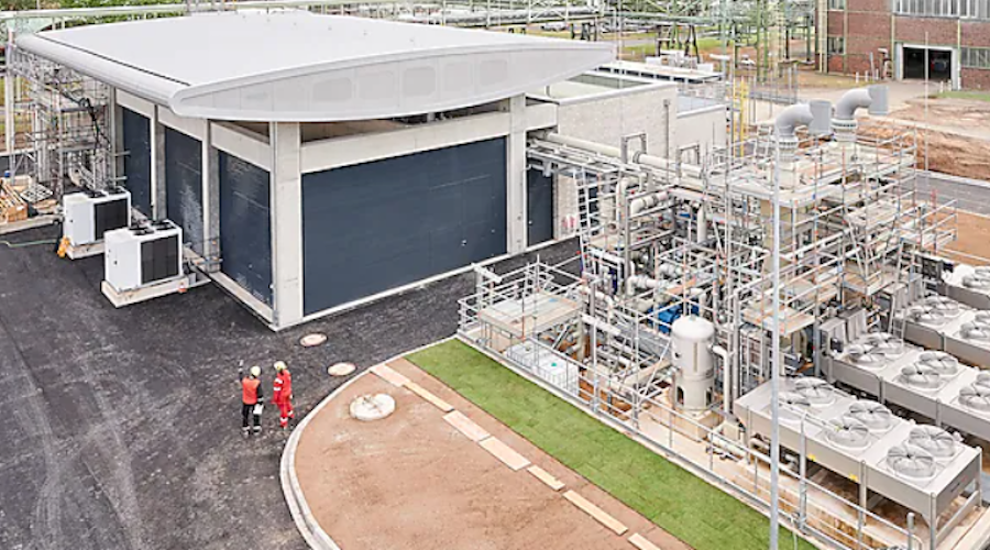 Shell opens 10 MW German hydrogen electrolyzer to boost green fuel output