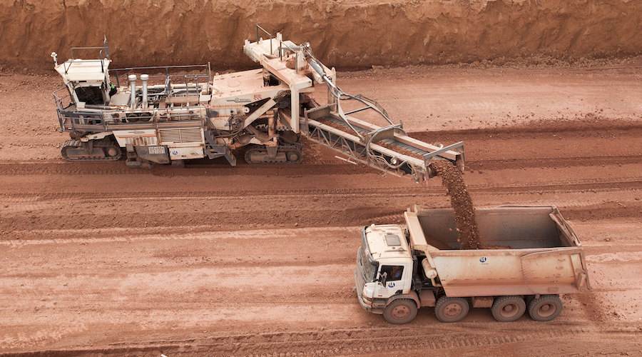 Clay found in bauxite deposits helps produce low-carbon cement