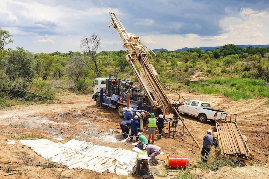 Botswana Diamonds grabs control of Thorny River