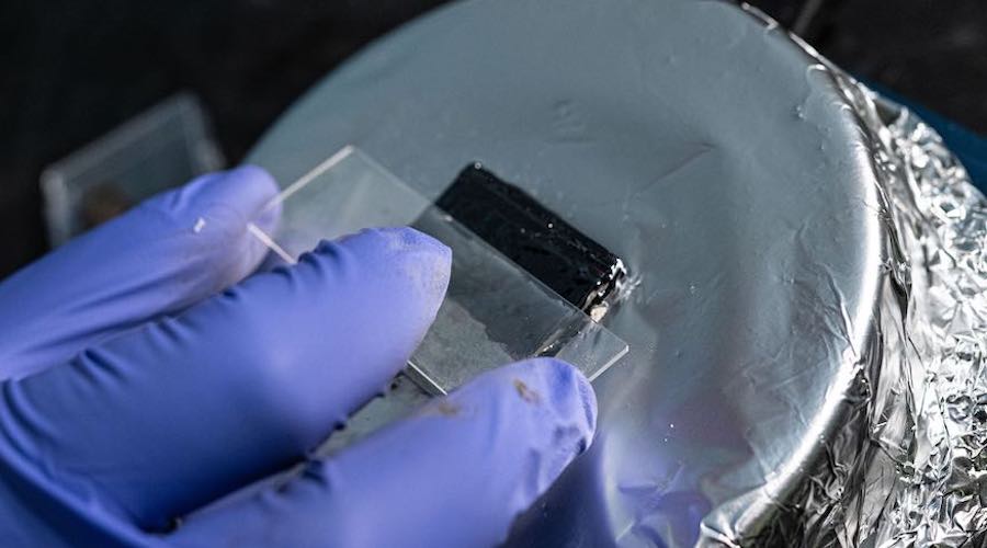 Sulfur, selenium self-healing insulator proves highly effective on steel