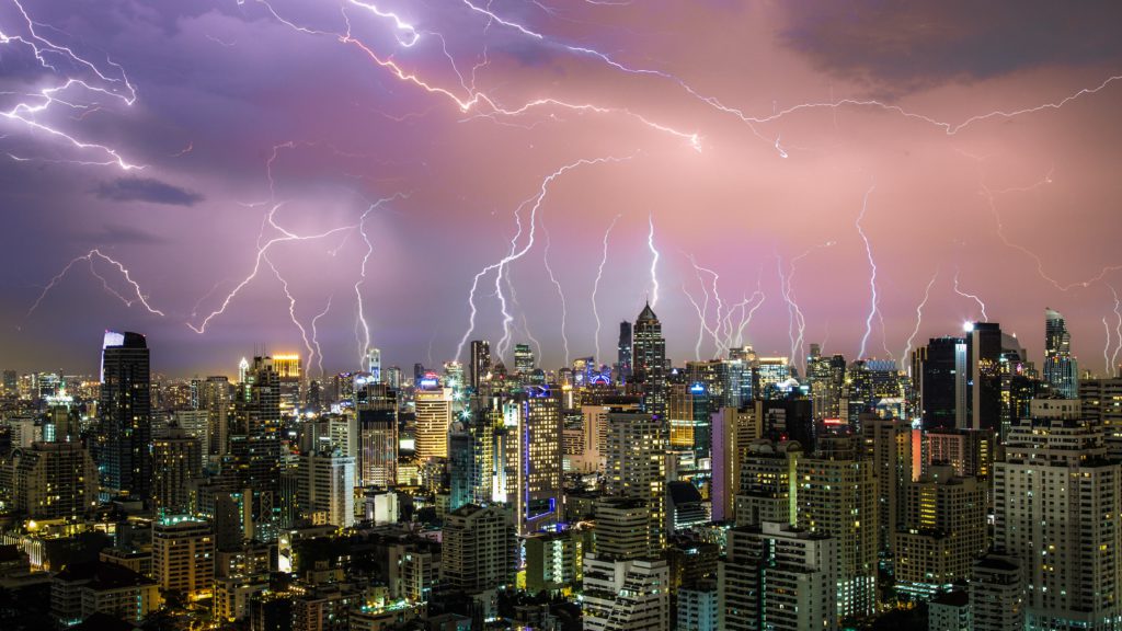 Iron ore price rebounds while La Nina threatens to worsen energy crisis