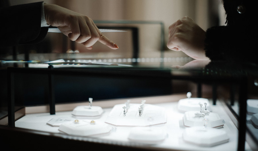 De Beers sale shows stronger US and Chinese demand