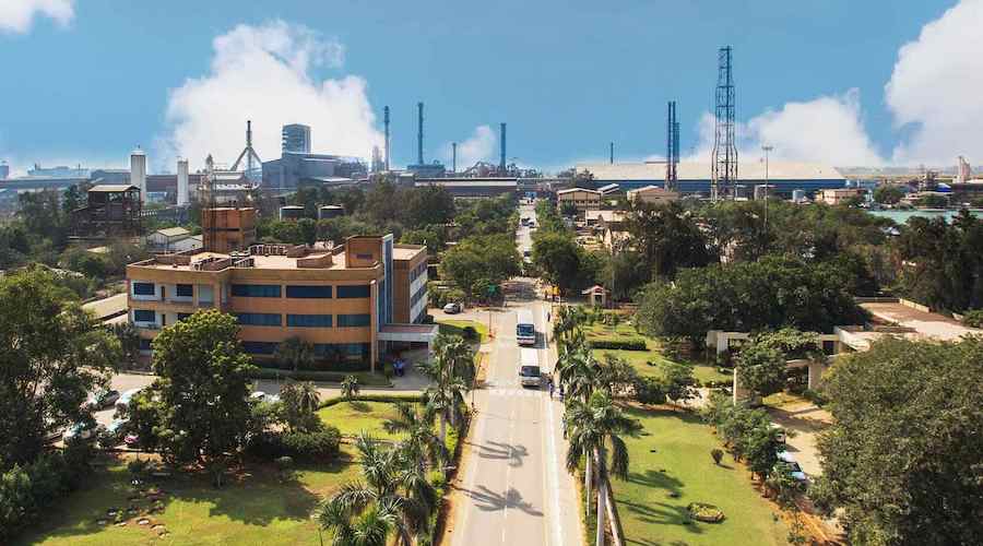 Vedanta selling copper smelter halted for four years