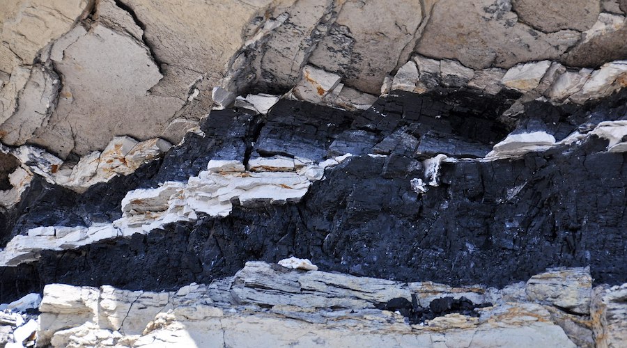 Fracking may decrease magnitude of microearthquakes at mining operations – study