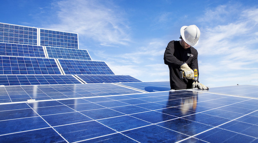 Clean Energy Sets $1.1 Trillion Record That’s Bound to Be Broken