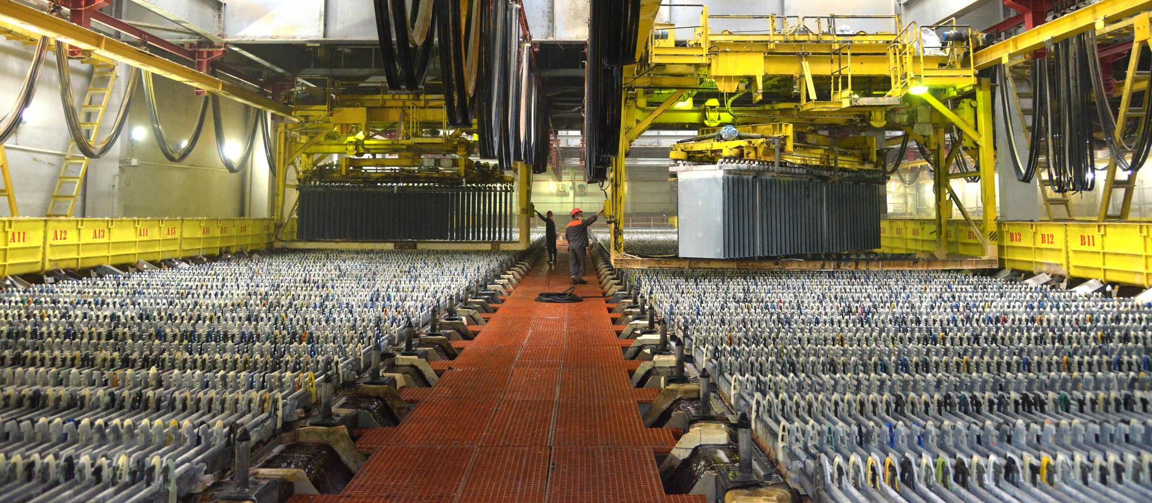 Column: Zinc market shifts to oversupply but where’s the metal?