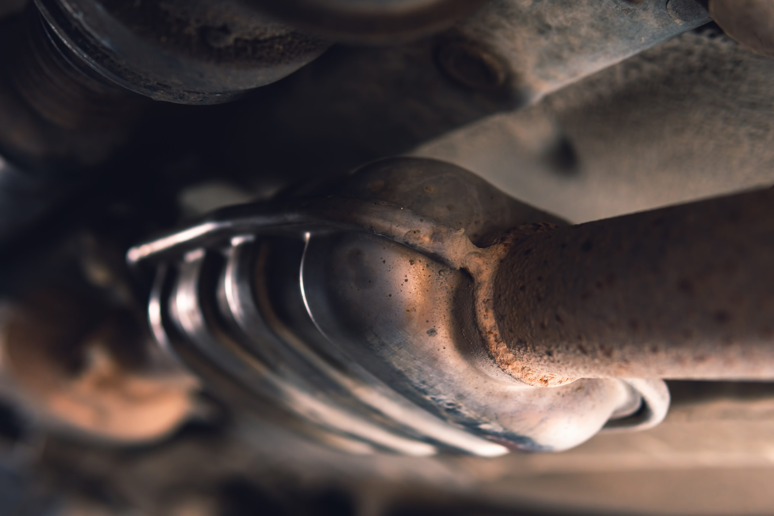 US busts catalytic converter theft ring that extracted metals