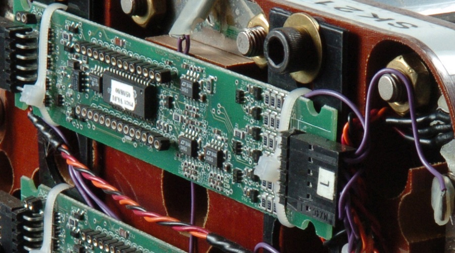 Batteries’ ‘guts’ reveal details on why they fail