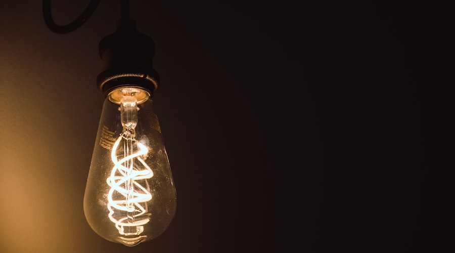 UK’s power switch-off shows future for cleaner energy grid