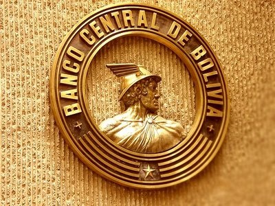 Bolivia defends central bank gold buying against laundering accusations