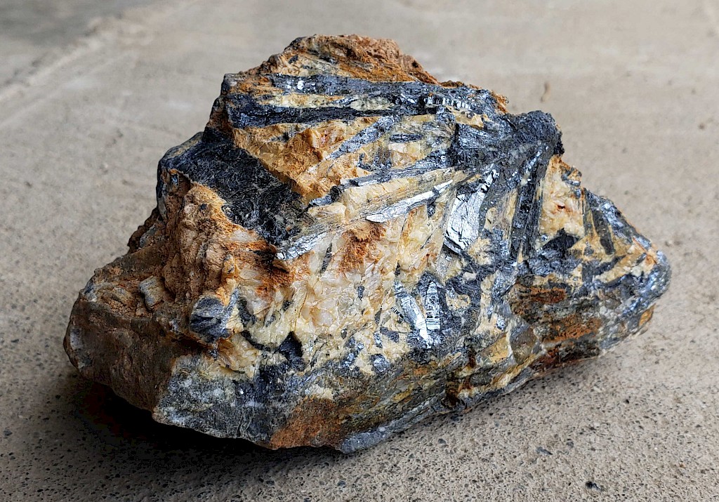 Endurance drills 12.4 g/t gold over 6 metres at Imperial zone, at Reliance project