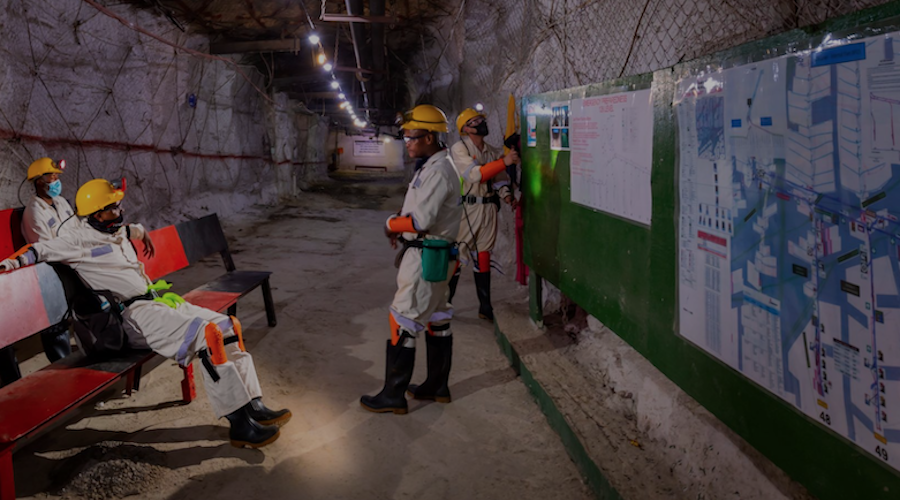Copying-pasting shallow mine designs increases risks in mass underground mines – expert