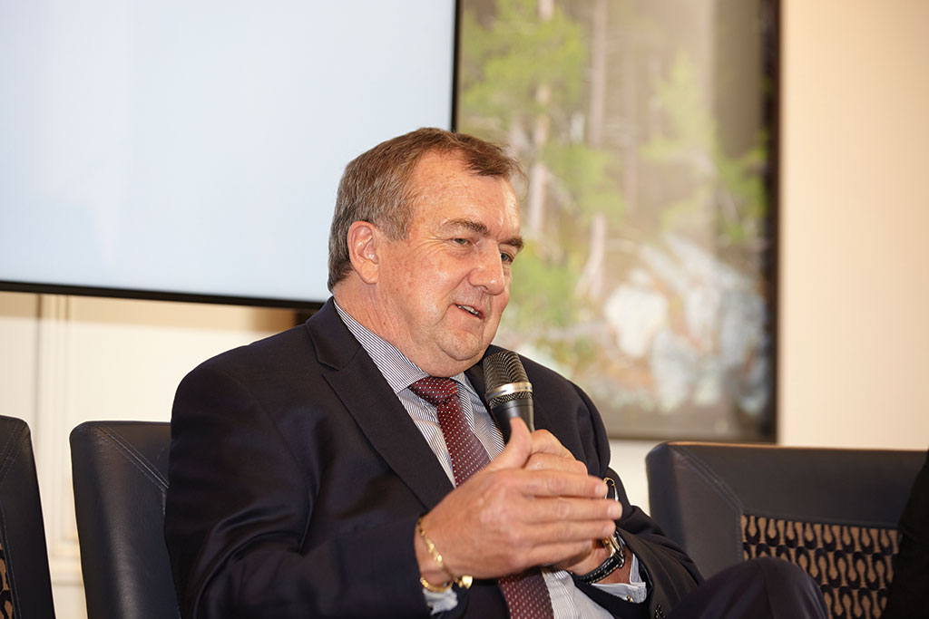 Barrick sounds out First Quantum holders on possible bid