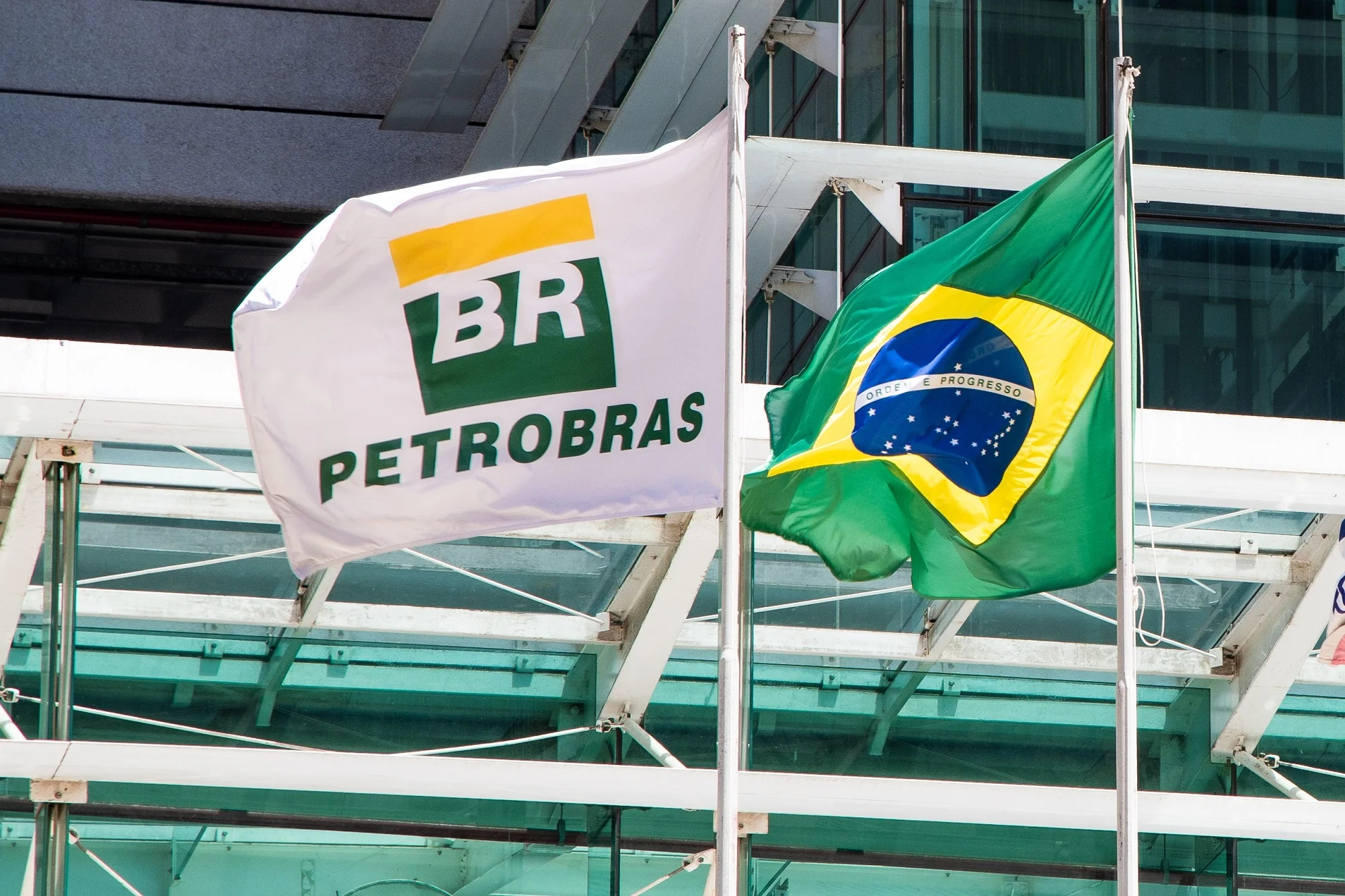 Petrobras, Vale to seek opportunities for joint investment in renewables