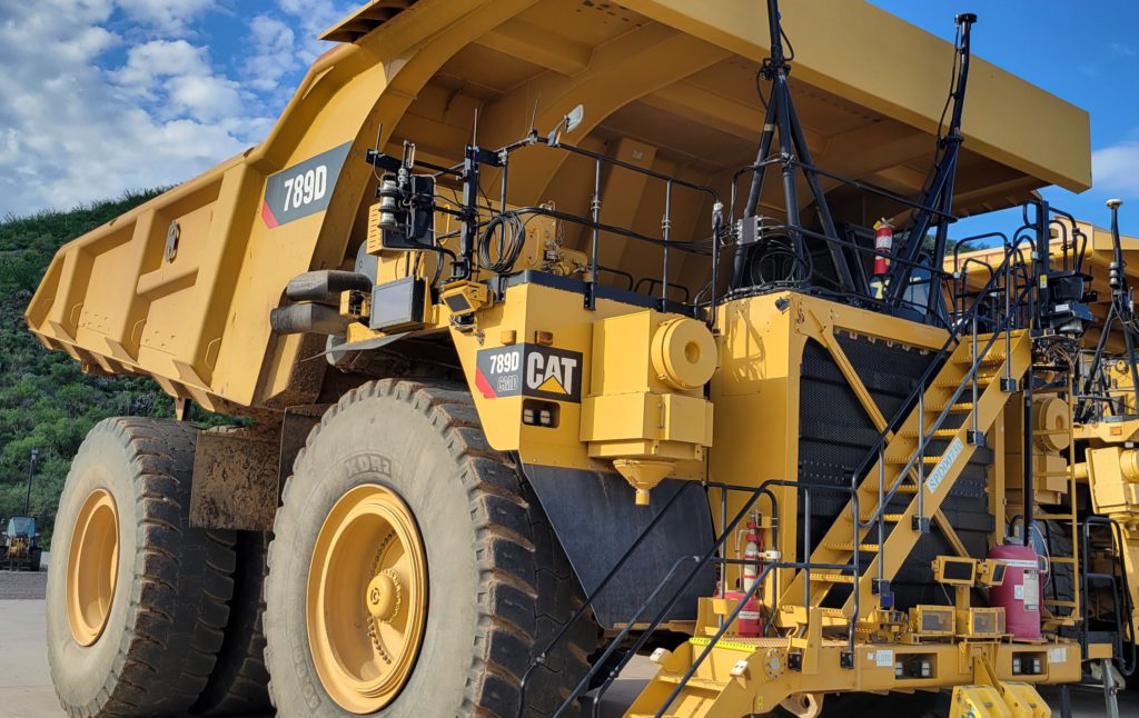 Caterpillar validates Rajant wireless solution with Cat MineStar Command for hauling