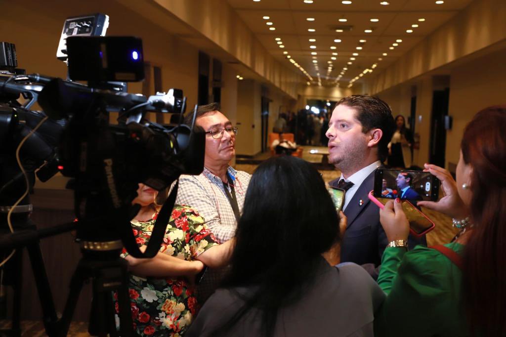 Panama trade minister resigns after mining contract backlash