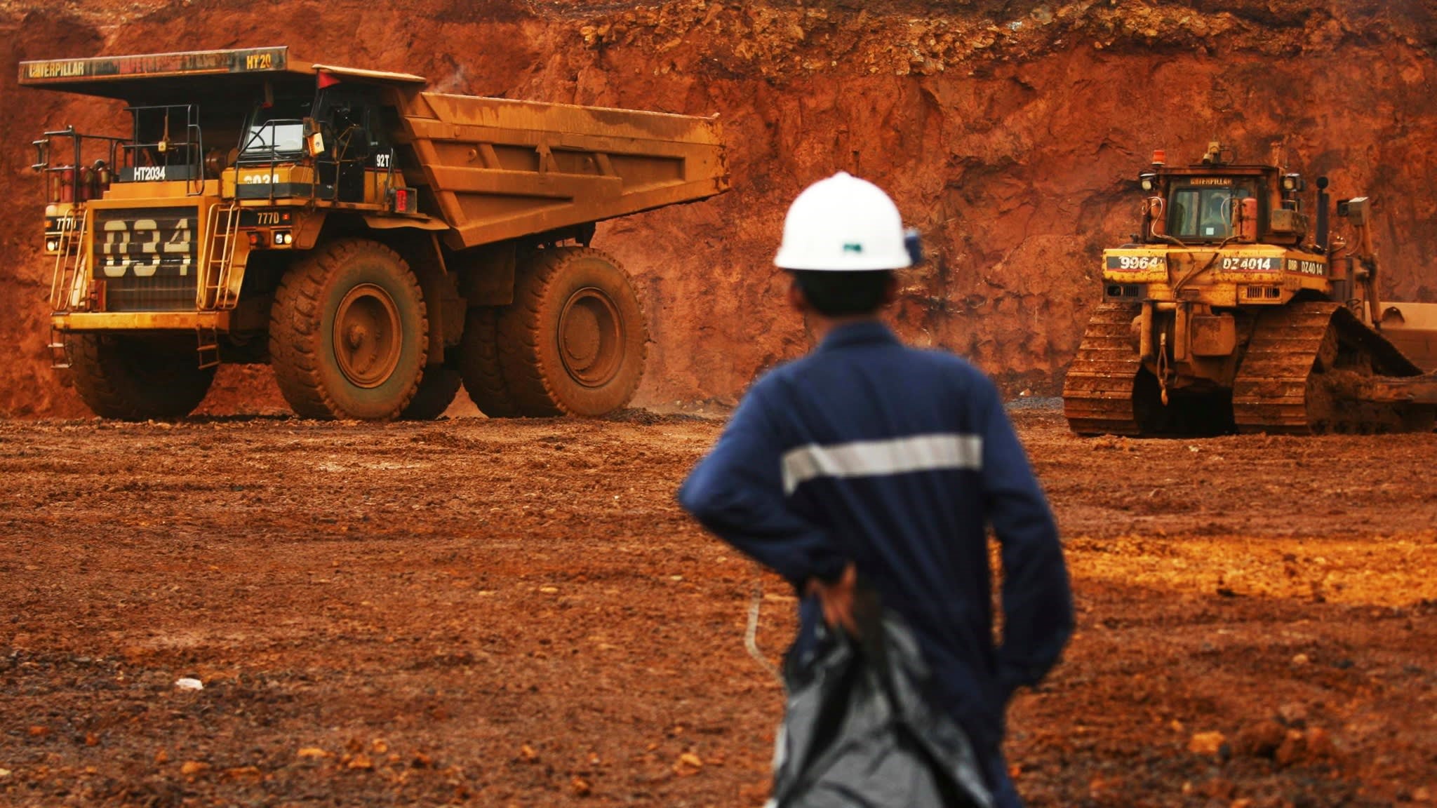 Aneka Tambang sells shares of subsidiaries to world’s biggest EV battery company