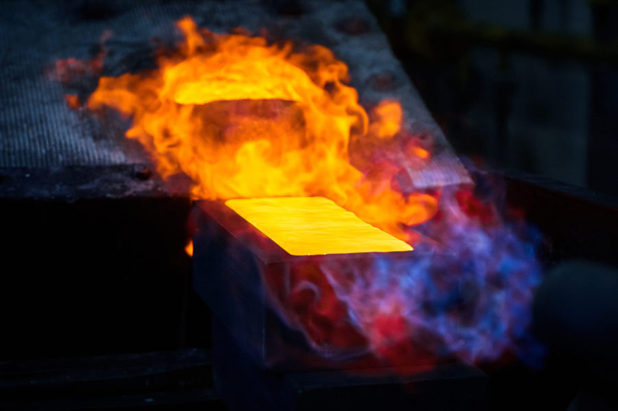 Gold price gains as weak US services data boosts Fed rate cut wagers