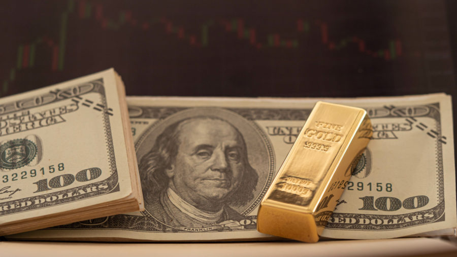 Gold price down over 1% following resurgence in US dollar