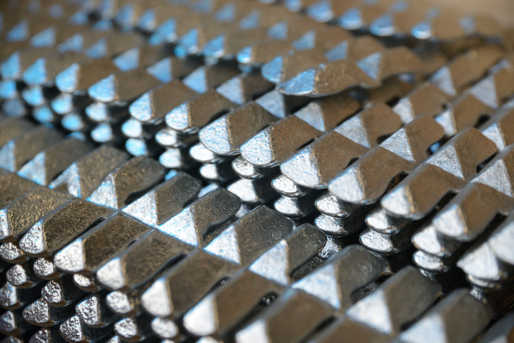 MBK, Young Poong secure over 5% stake in Korea Zinc