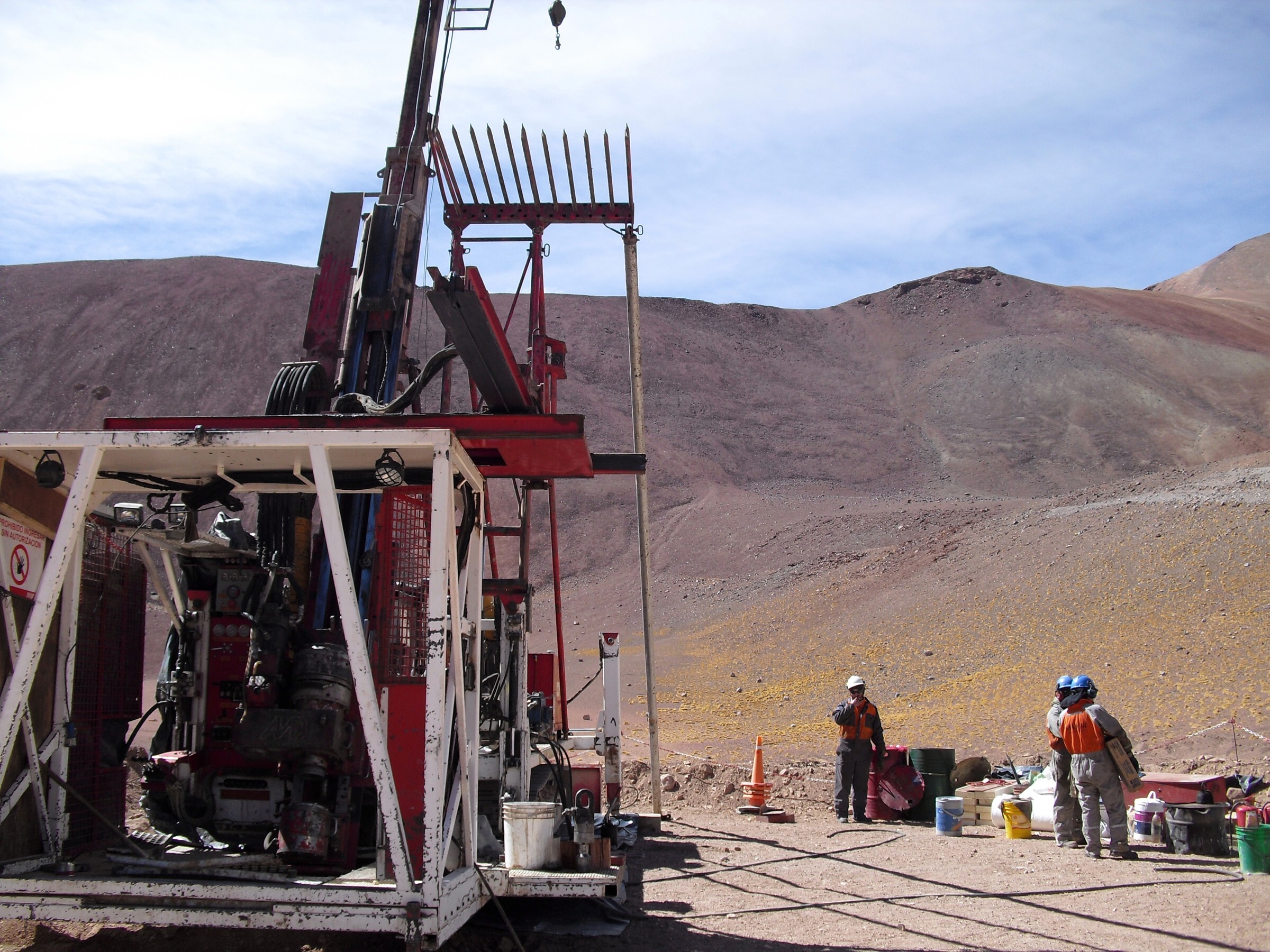 Golden Minerals sells Mexican mine, shifts focus to Argentina