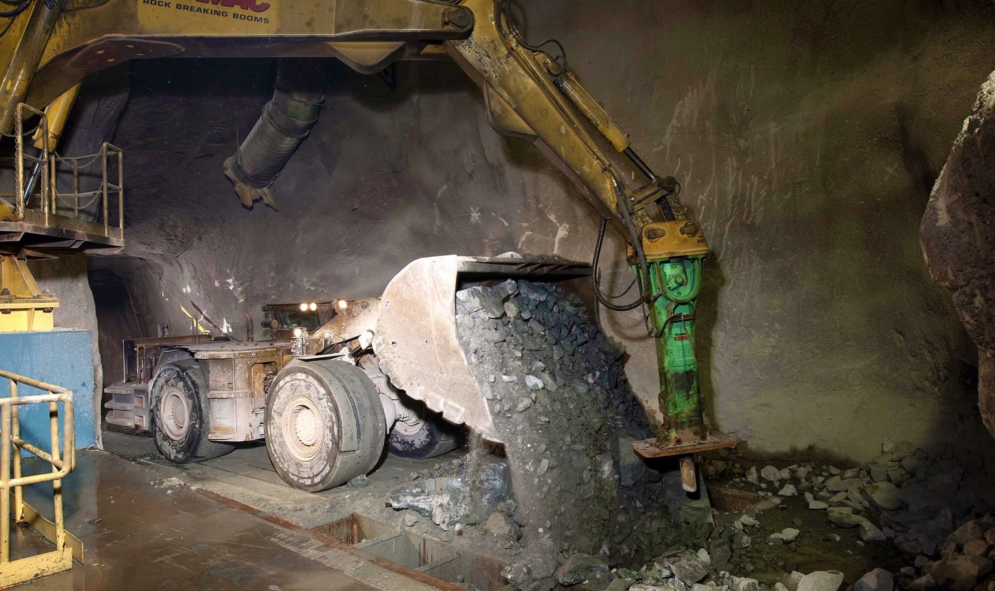 Agnico, Barrick dominate top Canadian miners