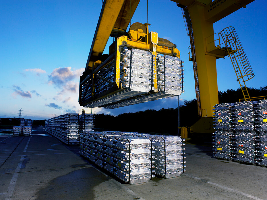 Alcoa reports $20 million tariff hit on imports from Canada