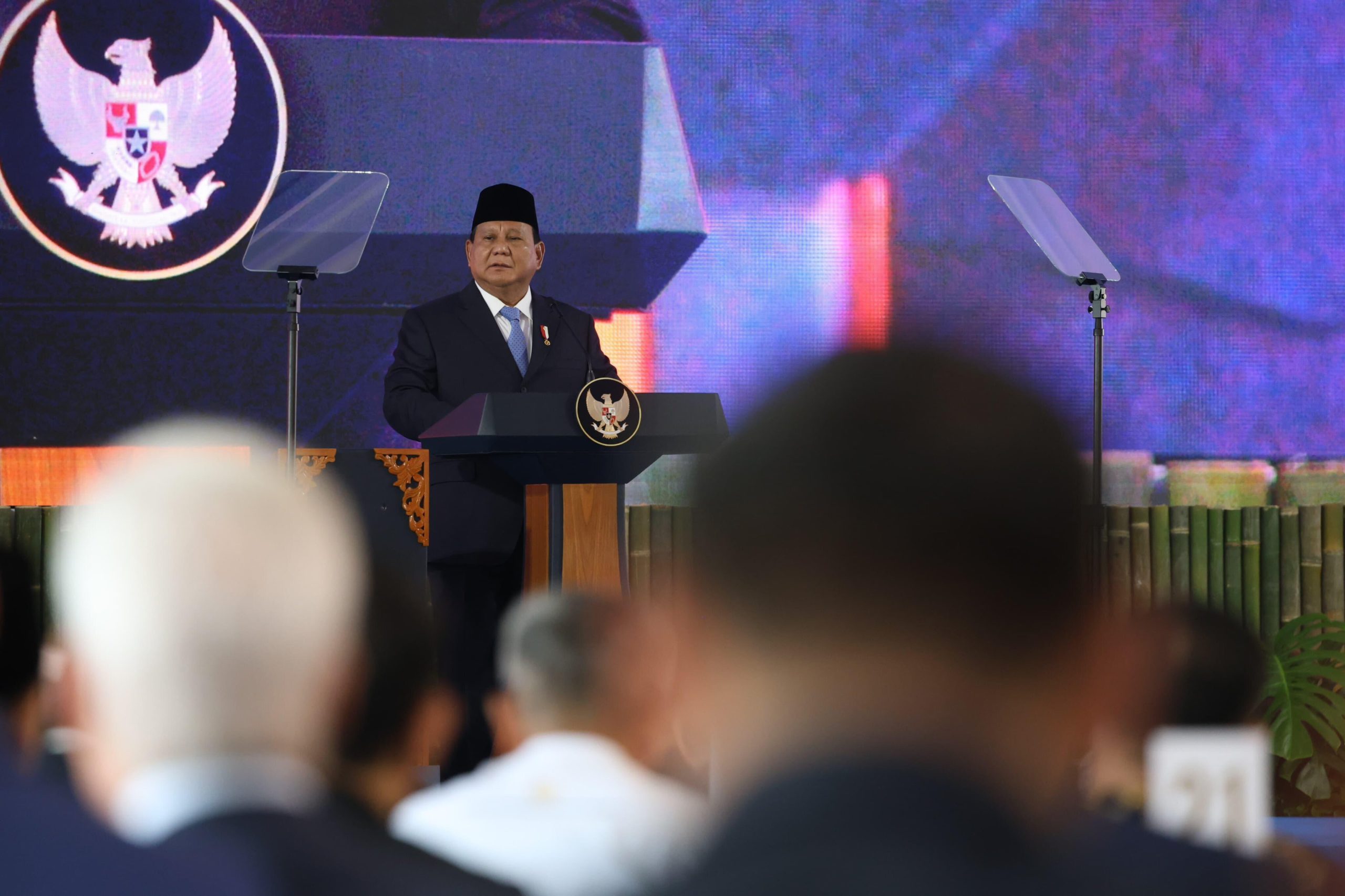 Indonesia president signals intention to go after illegal mines