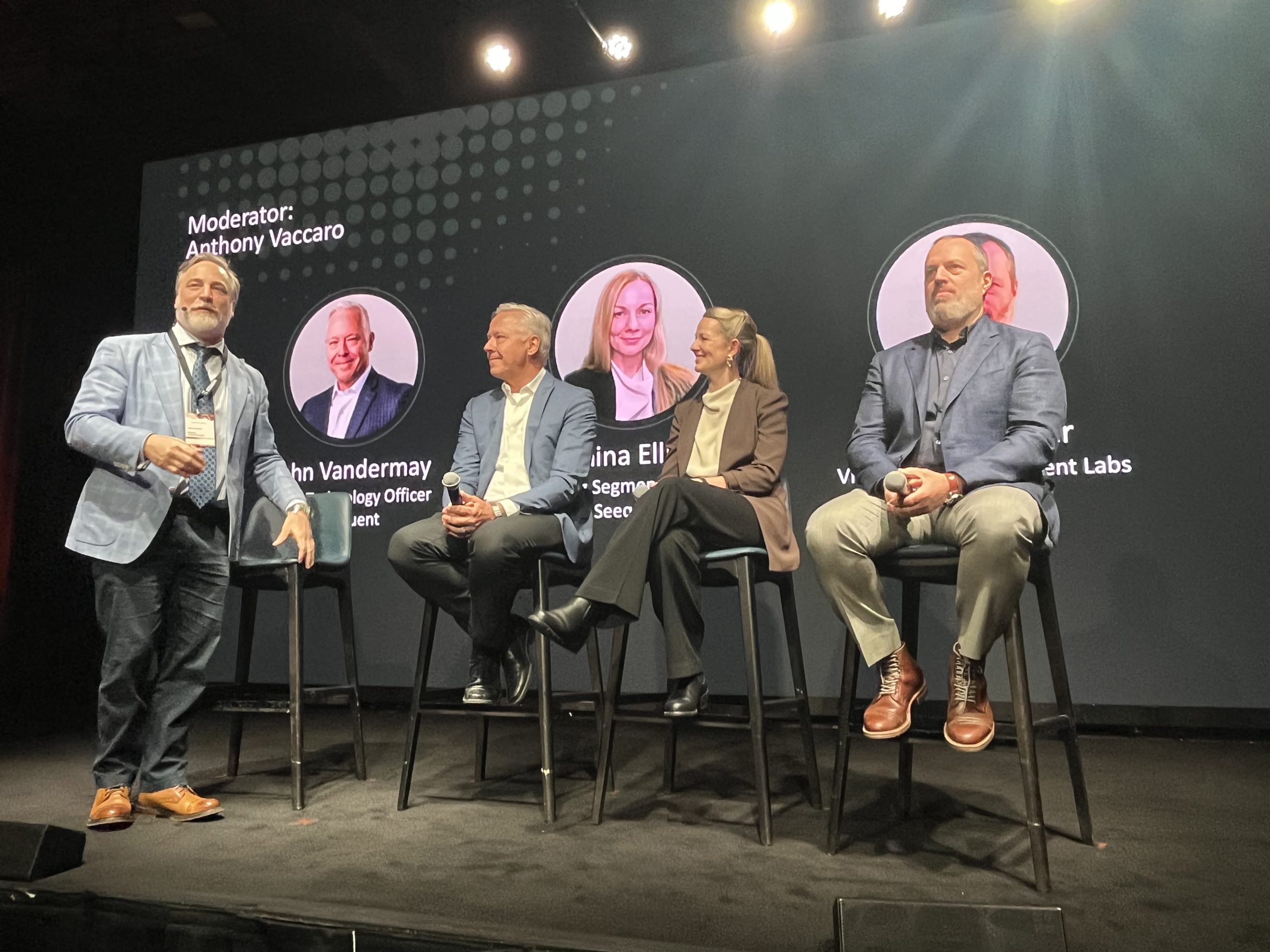 Cloud computing, AI can shorten energy transition, Seequent panel says