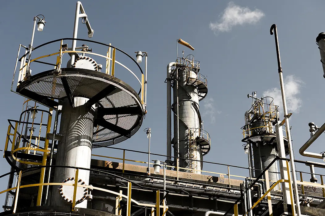 Glencore’s South African refinery invests in cleaner fuels