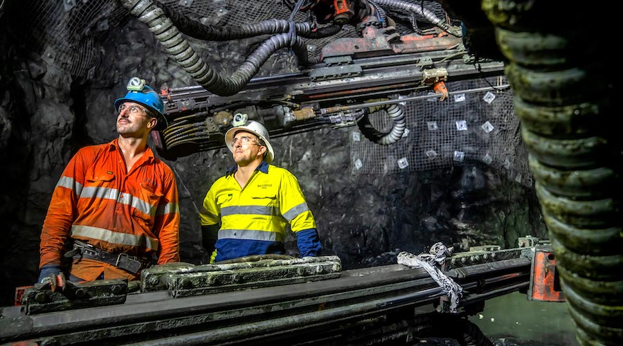 Bellevue Gold raises funds, weighs options after weak quarter 