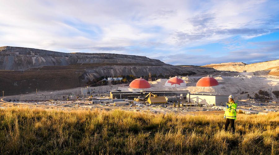 Teck lands permit to extend life of copper mine in British Columbia